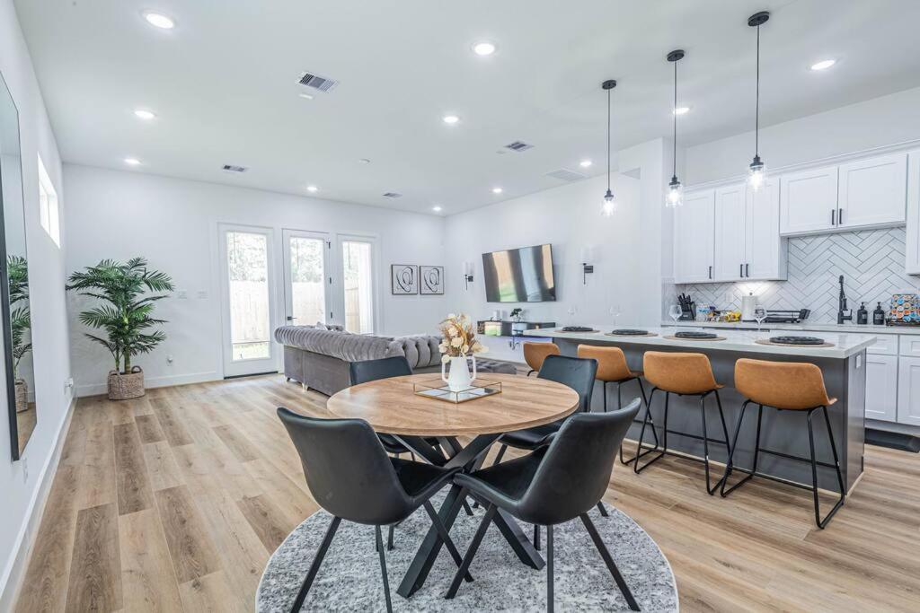 Luxury Home Near Houston Downtown & Medical Center Bagian luar foto